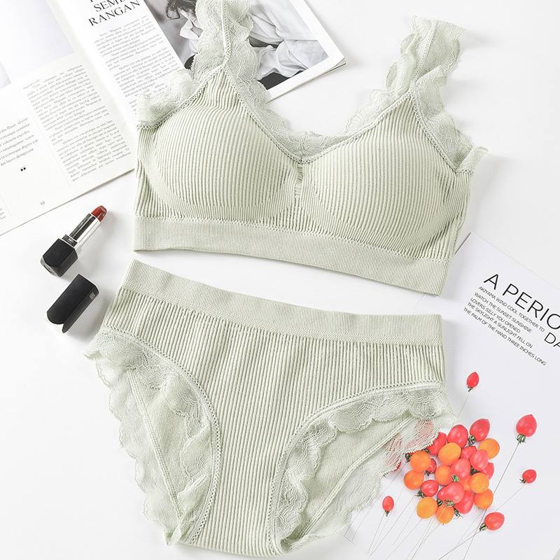 خرید لباسزیر زنانه